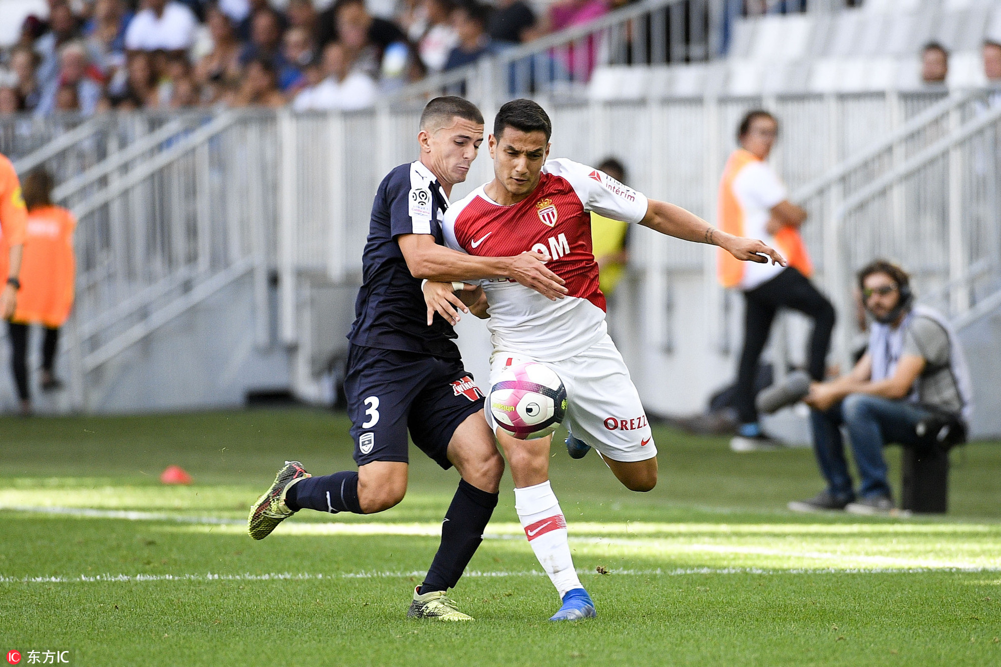 C7娱乐官方网站-阿尔梅里亚客场逆袭，迎来连胜表现