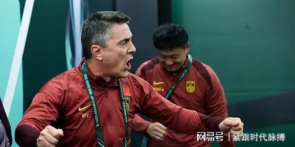 包含亚洲足球实力强队交锋：胜负难料的词条