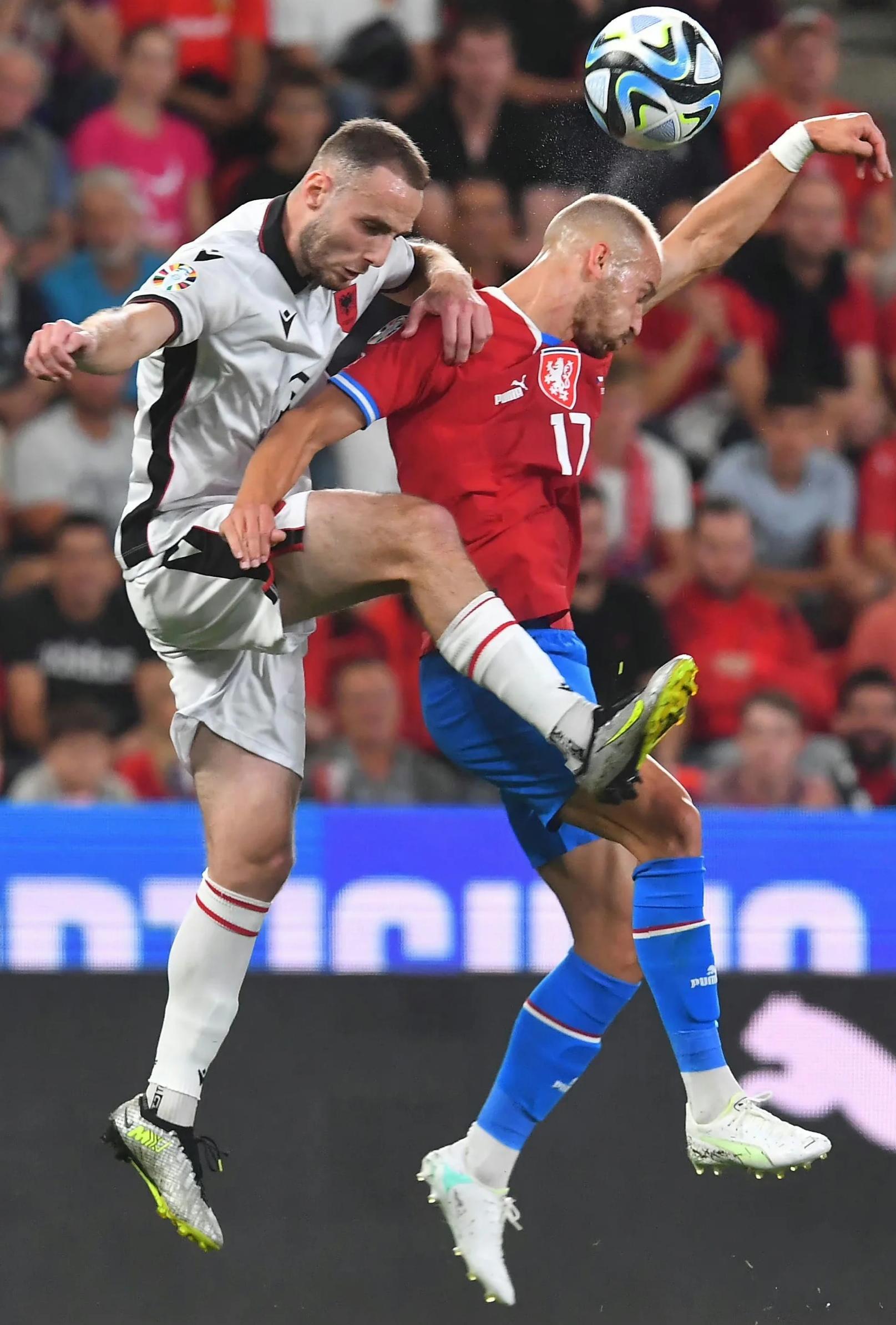 精彩绝伦！欧预赛淘汰赛中扣人心弦的决胜局的简单介绍