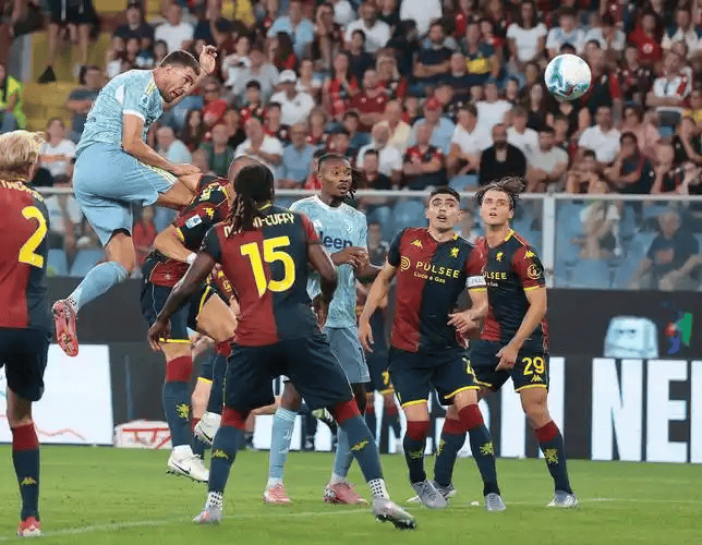 佛罗伦萨客场逼平热那亚，保持不败的简单介绍