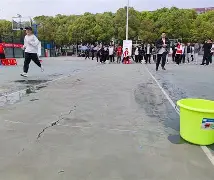 精彩纷呈的比赛让人沉浸其中修改病句 精彩纷呈的比赛让人沉浸其中修改病句